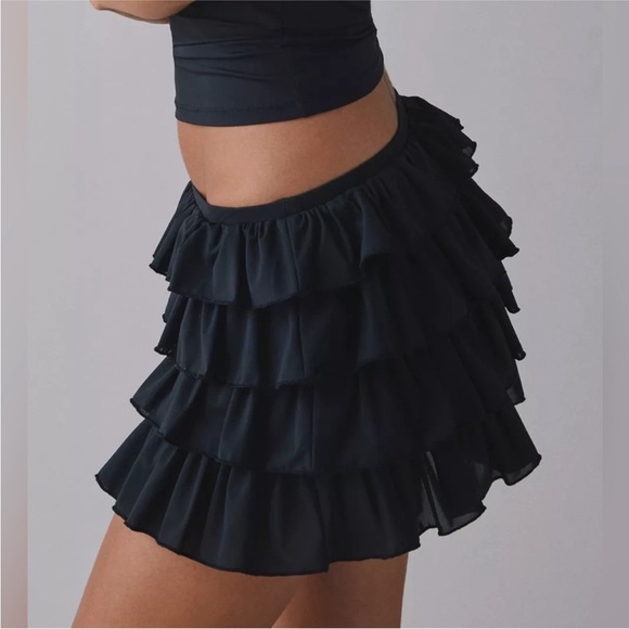 Urban Outfitters Ruffle Mini Skirt - Picture 3 of 6